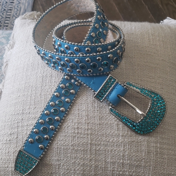 christine alexander belt